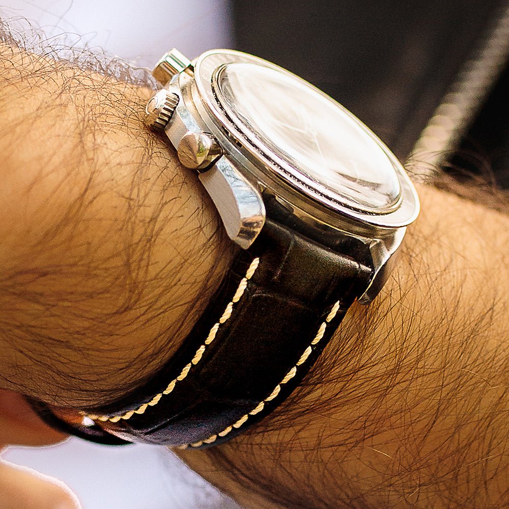 Hirsch Modena Alligator-Grain Brown Leather Watch Strap-Holben's