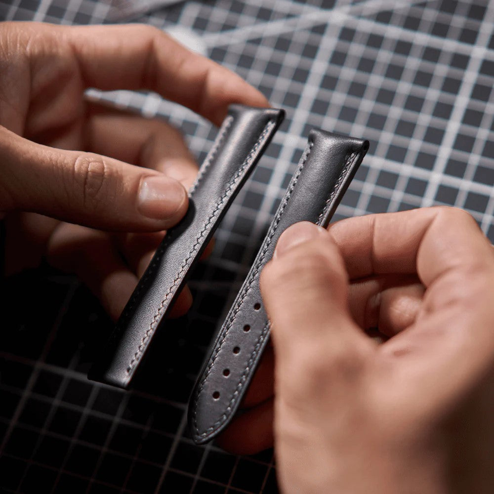 Artem Loop-Less Barenia Leather Watch Strap Forge Black - Holben's