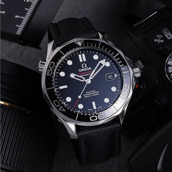 Artem Classic Sailcloth Black Watch Strap | Holben's